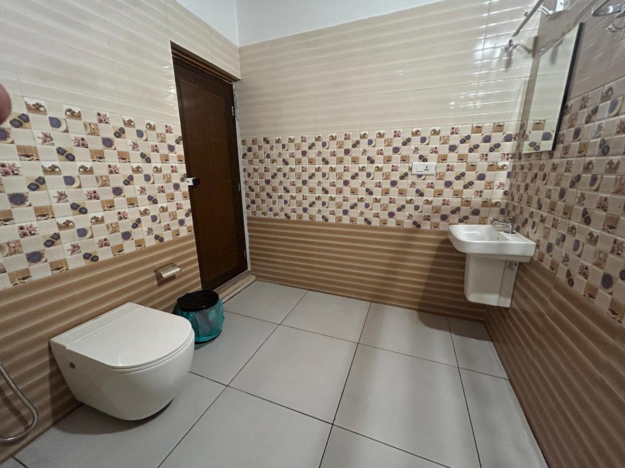 Baywood Cottages Vagamon Luaran gambar